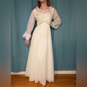 Vintage Mike Benet Prairie wedding dress